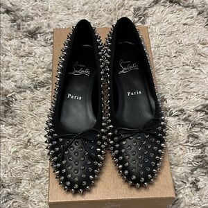 Christian Louboutin sweetie jane spikes flat. Black. Silver. Size EU 36. New.